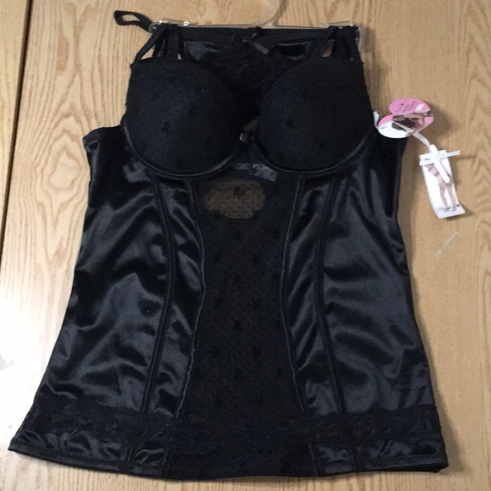 New Playboy Lacey Sheer Lingerie with thong Underwired Padded Cups Medium Large